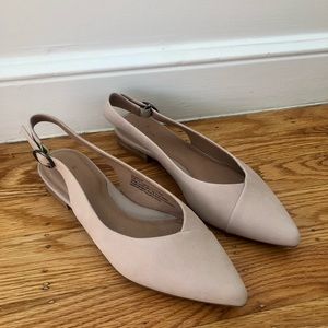 NEW Caslon Women’s Pointed Toe Slingback Flats - Size 8